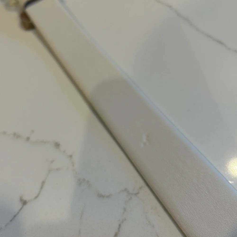 Elegant Pearl-Embellished Ivory Belt